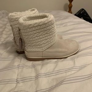 Winter style boots
